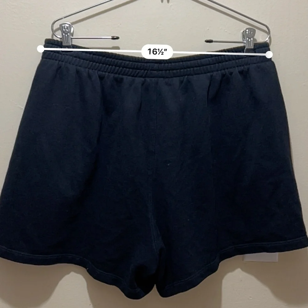 XL Shorts Adidas Essentials French Terry Shorts - Picture 9 of 9